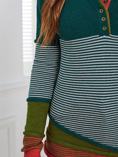 Striped Contrast Notched Long Sleeve Sweater |1mrk.com