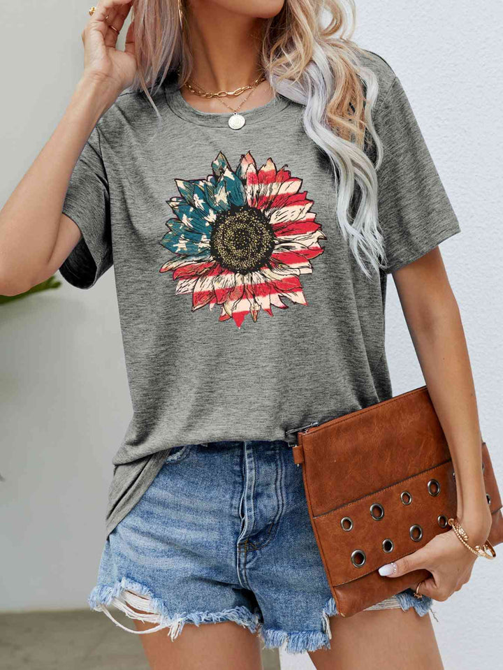 US Flag Flower Graphic Tee | 1mrk.com