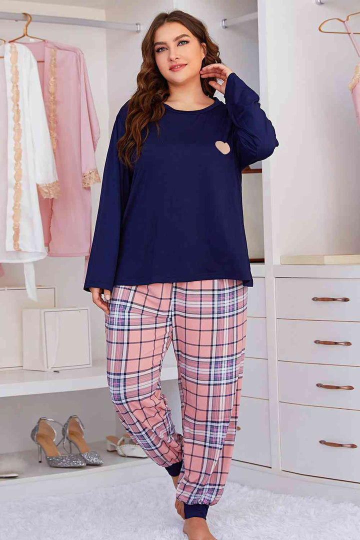 Plus Size Heart Graphic Top and Plaid Joggers Lounge Set | 1mrk.com