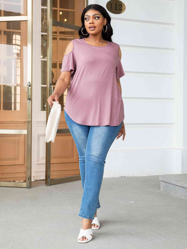 Plus Size Cold-Shoulder Round Neck Curved Hem Tee | 1mrk.com