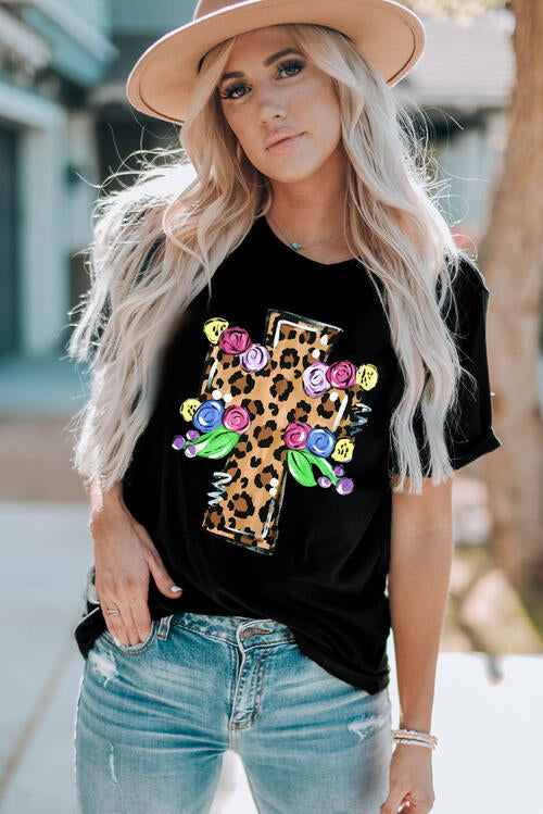 Leopard Cross Graphic Round Neck Short Sleeve T-Shirt | 1mrk.com