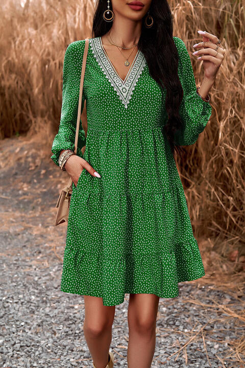 Lace Trim V-Neck Long Sleeve Dress |1mrk.com