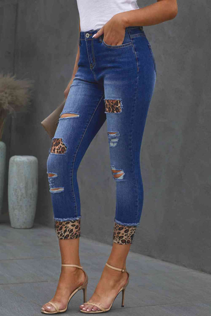 Baeful Leopard Patch Distressed Cropped Jeans | 1mrk.com