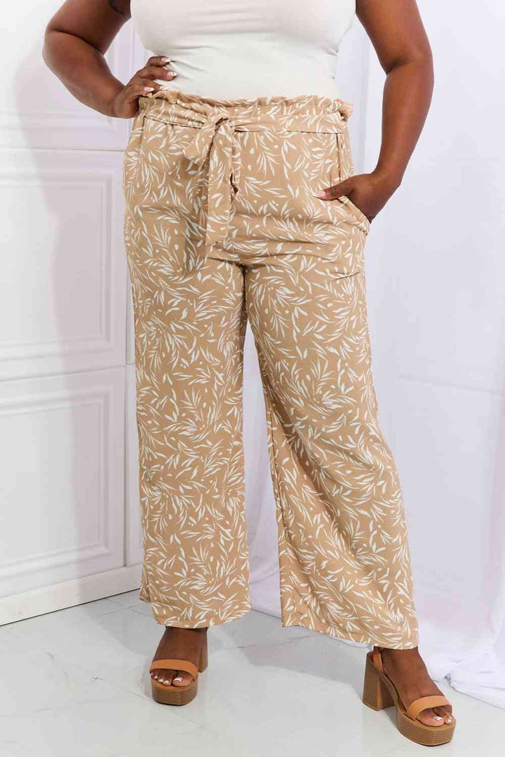 Heimish Right Angle Full Size Geometric Printed Pants in Tan | 1mrk.com