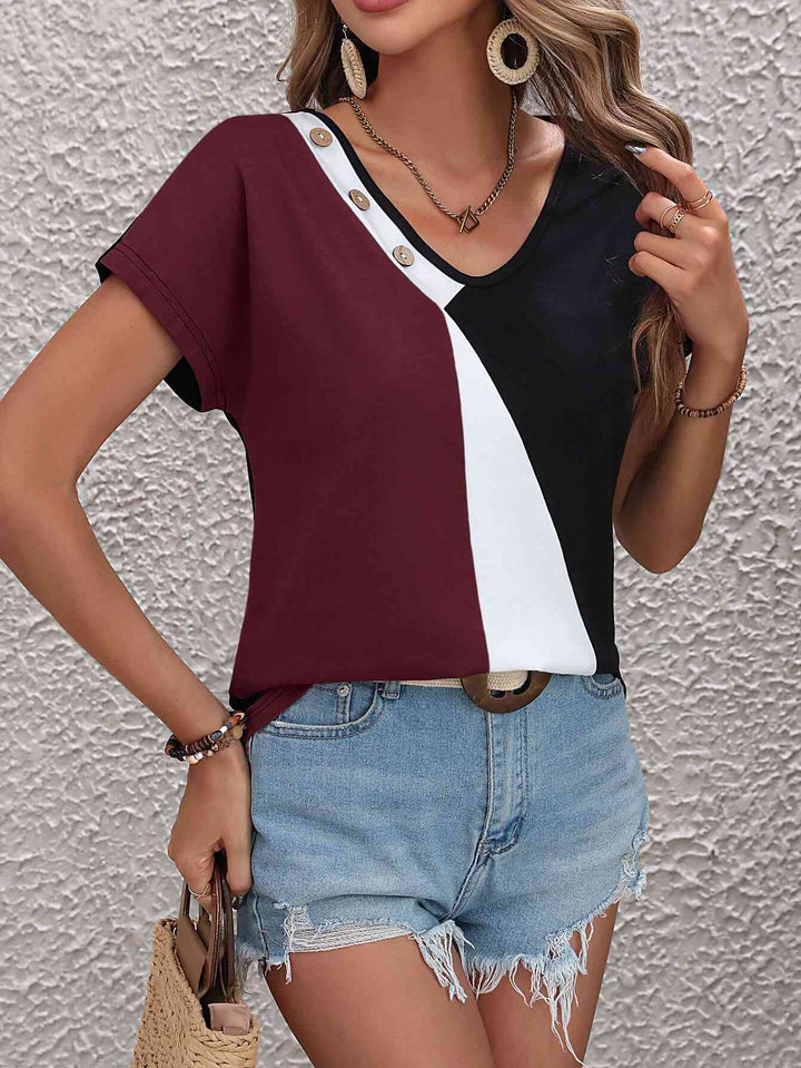 Color Block Decorative Button V-Neck Tee | 1mrk.com