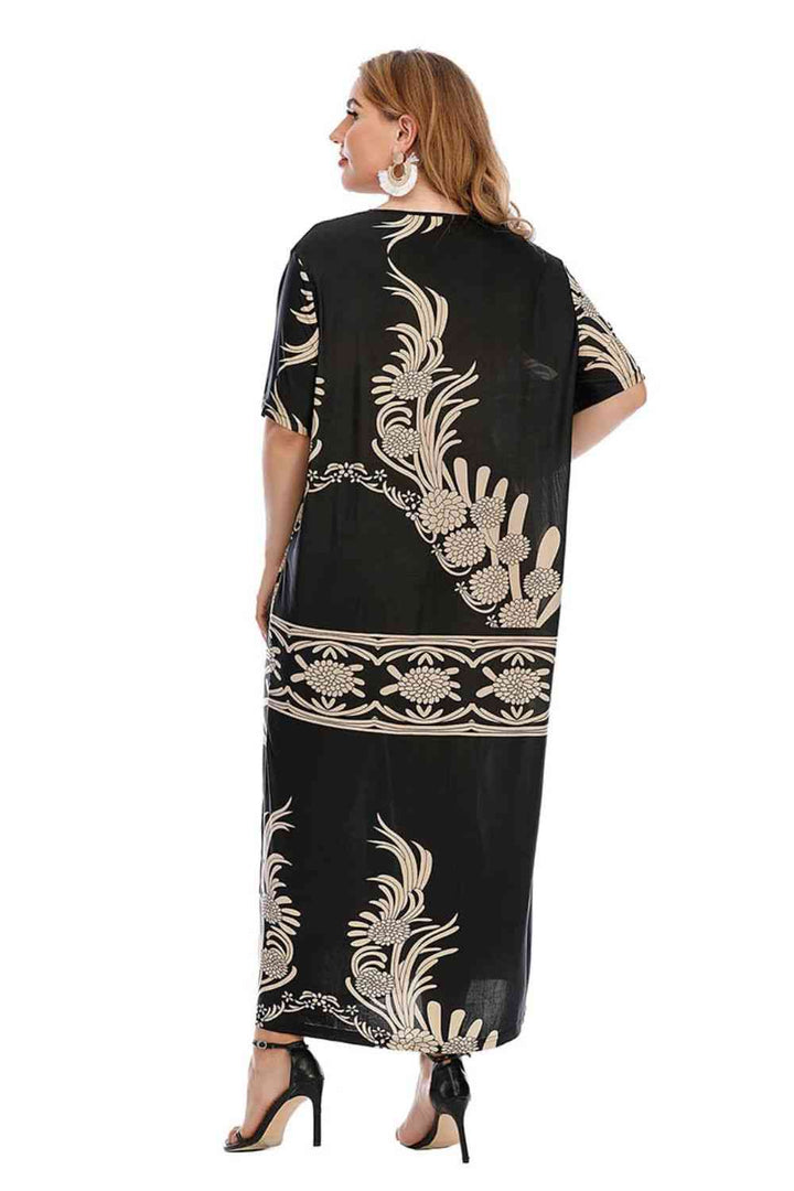 Plus Size Floral Round Neck Half Sleeve Maxi Dress |1mrk.com