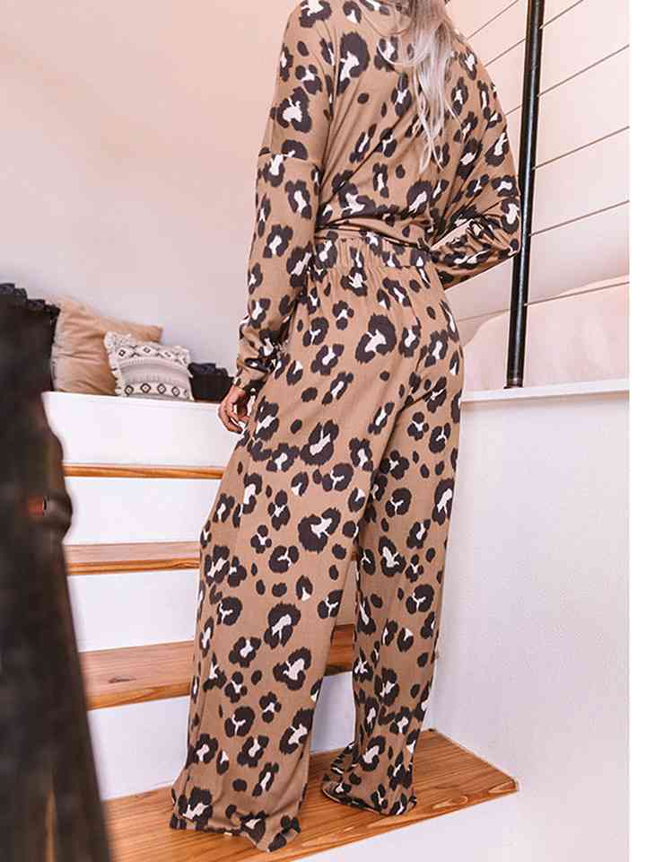 Leopard Long Sleeve Top and Pants Lounge Set | 1mrk.com