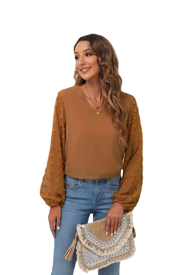 Swiss Dot Balloon Sleeve Blouse | 1mrk.com