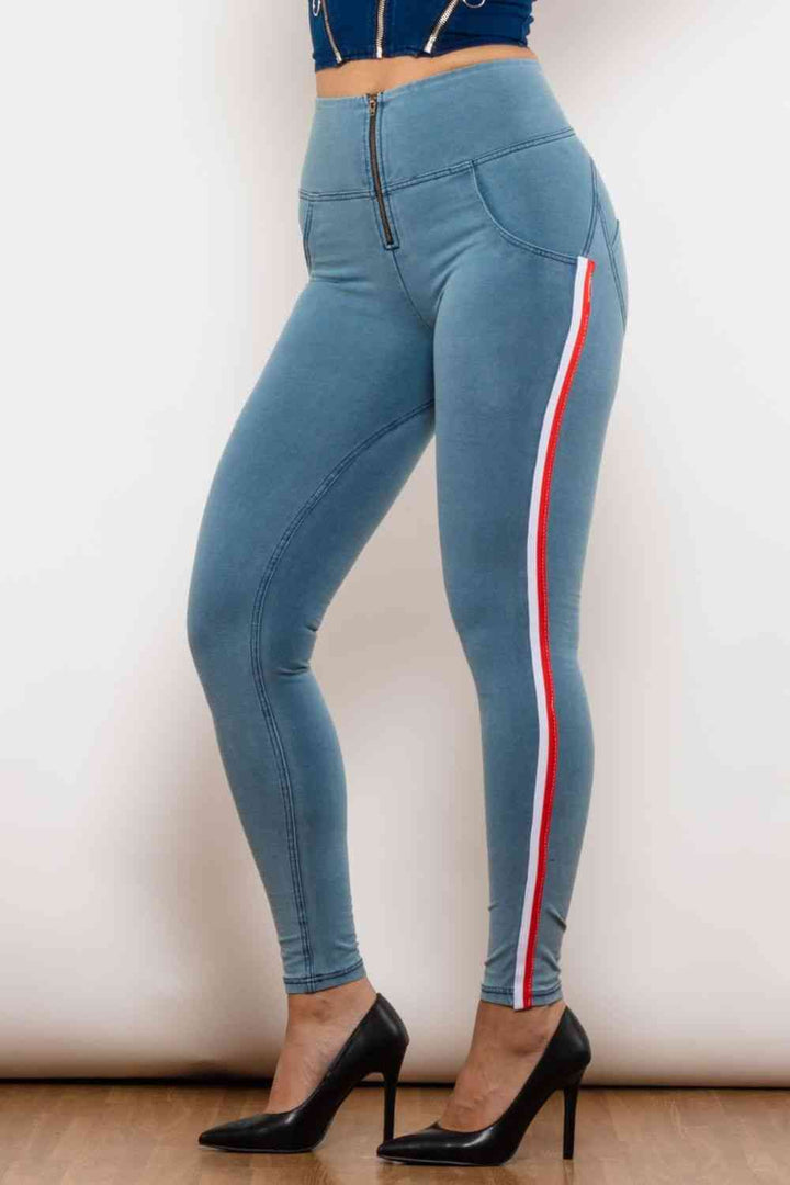 Side Stripe Contrast Zip Closure Skinny Jeans | 1mrk.com