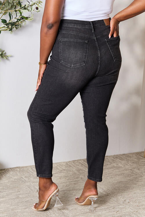 Judy Blue Full Size Tummy Control High Waist Denim Jeans | 1mrk.com
