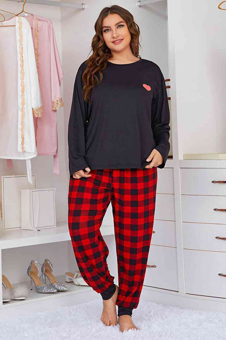 Plus Size Heart Graphic Top and Plaid Joggers Lounge Set | 1mrk.com