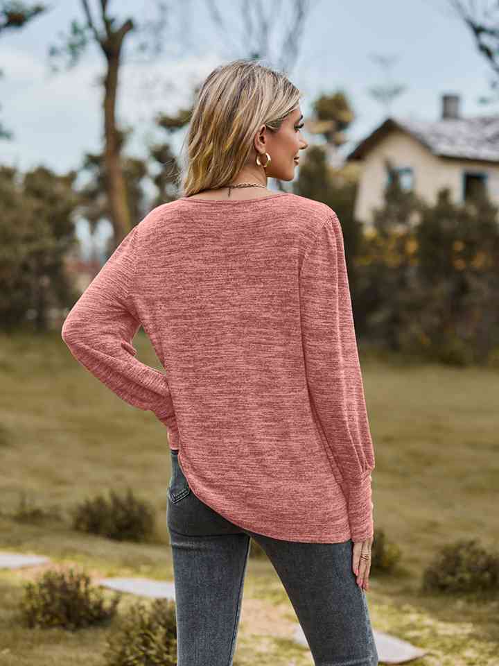 Round Neck Long Sleeve Buttoned T-Shirt | 1mrk.com