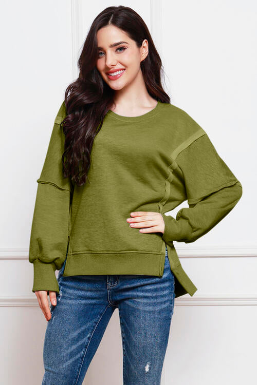 Exposed Seam High-Low Slit Sweatshirt | 1mrk.com