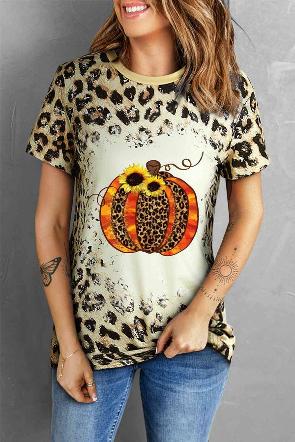 Leopard Pumpkin Graphic Round Neck Tee | 1mrk.com