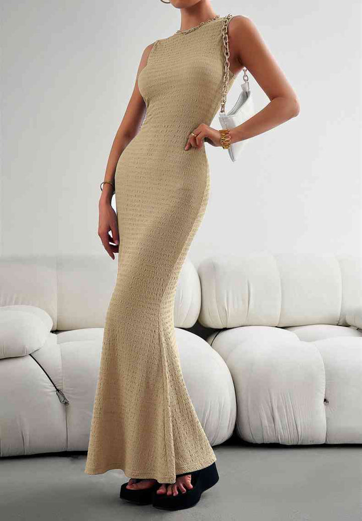 Round Neck Sleeveless Maxi Fishtail Dress | 1mrk.com