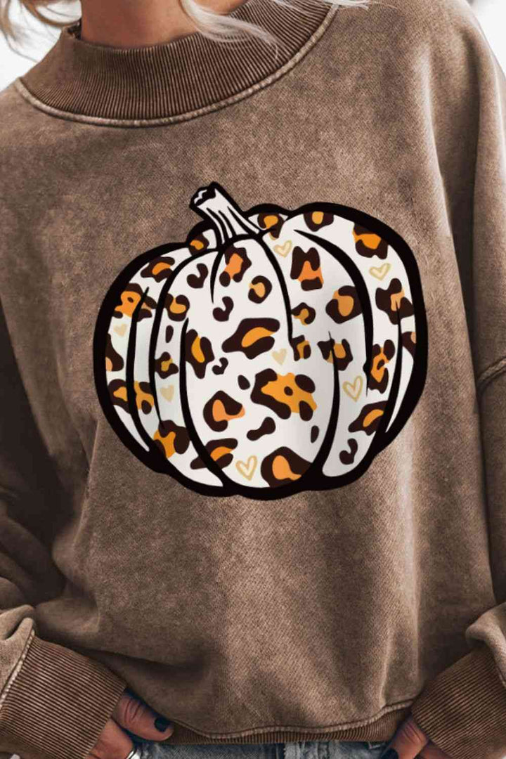 Round Neck Dropped Shoulder Pumpkin Graphic Sweatshirt |1mrk.com