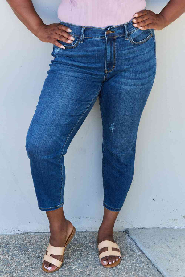 Judy Blue Aila Short Full Size Mid Rise Cropped Relax Fit Jeans | 1mrk.com