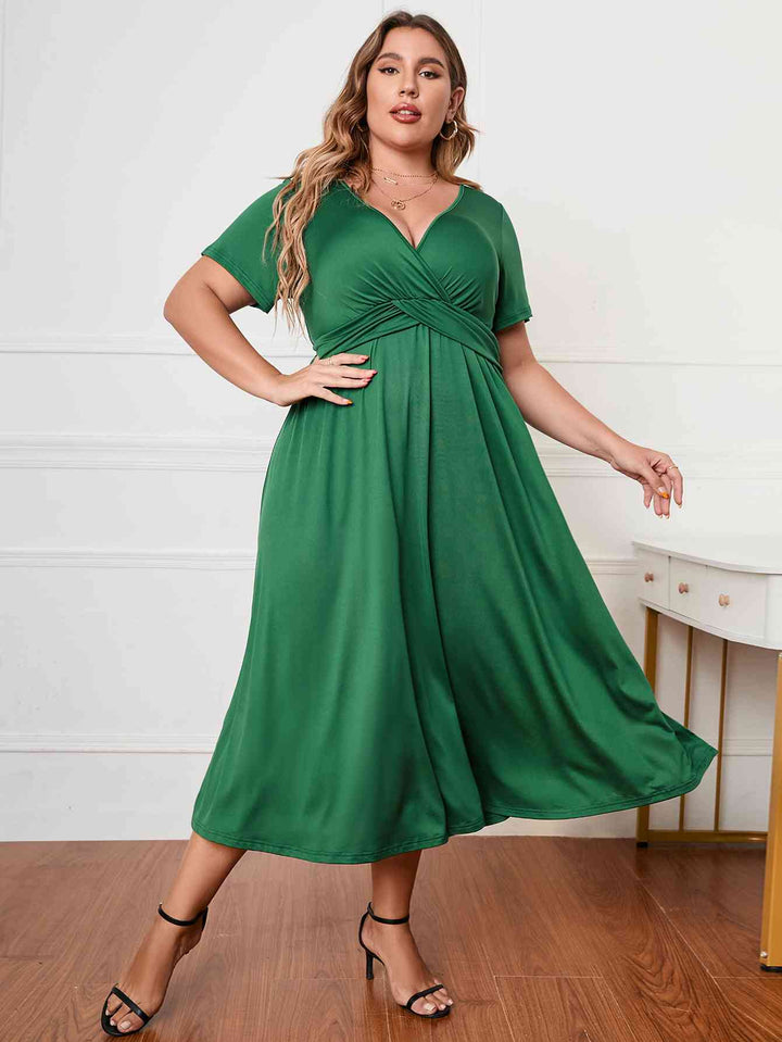 Plus Size Short Sleeve Surplice Neck Midi Dress |1mrk.com