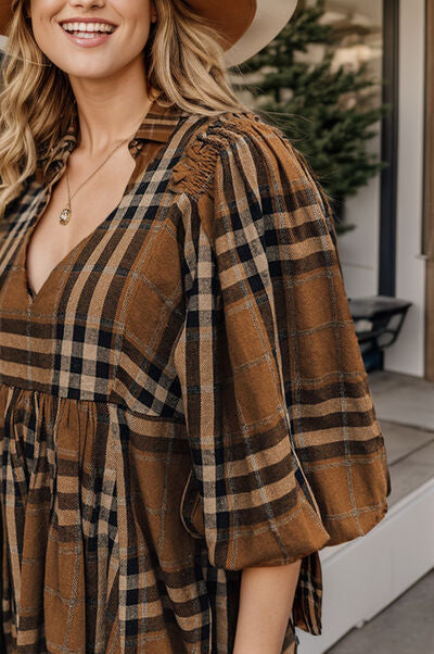 Plus Size Plaid V-Neck Balloon Sleeve Mini Dress |1mrk.com