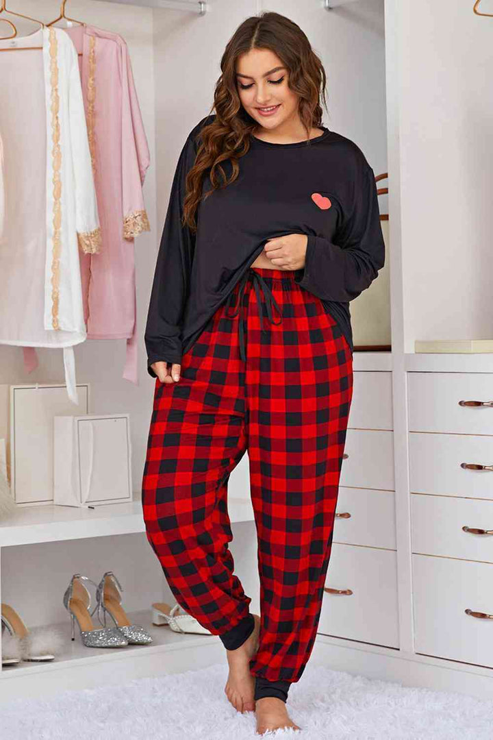 Plus Size Heart Graphic Top and Plaid Joggers Lounge Set | 1mrk.com