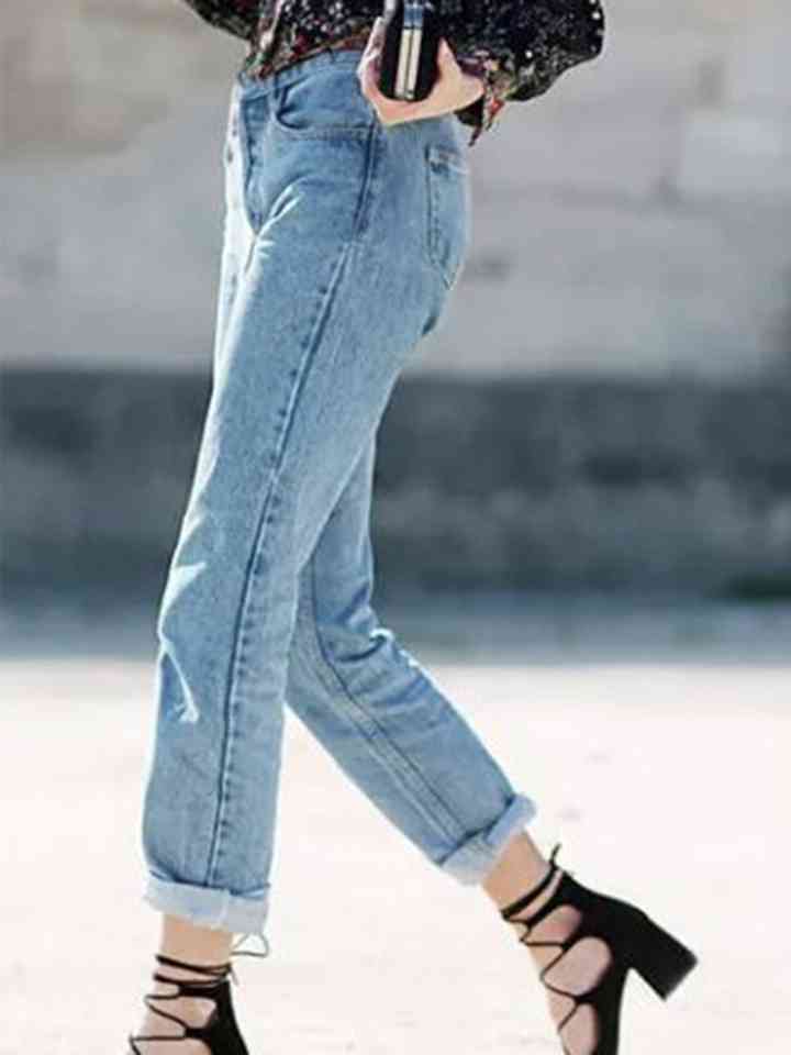 Buttoned Cropped Jeans | 1mrk.com