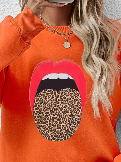 Leopard Lip Graphic Round Neck Sweatshirt |1mrk.com