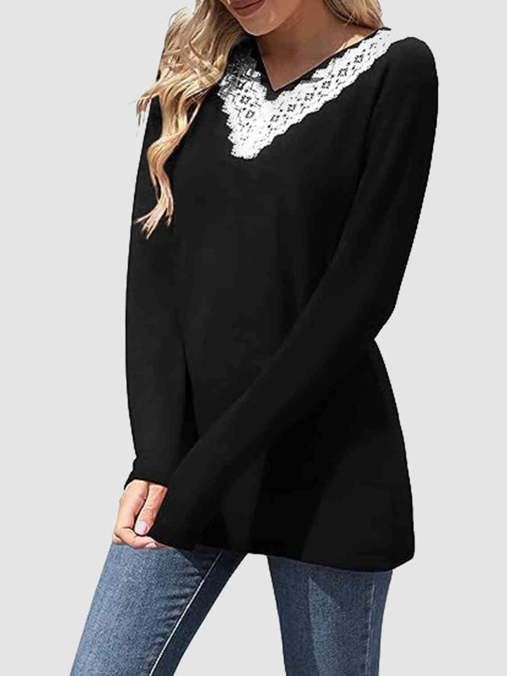 Lace Detail V-Neck Long Sleeve Top | 1mrk.com