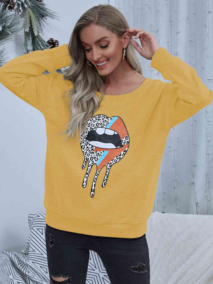 Lip Graphic Round Neck Sweatshirt | 1mrk.com