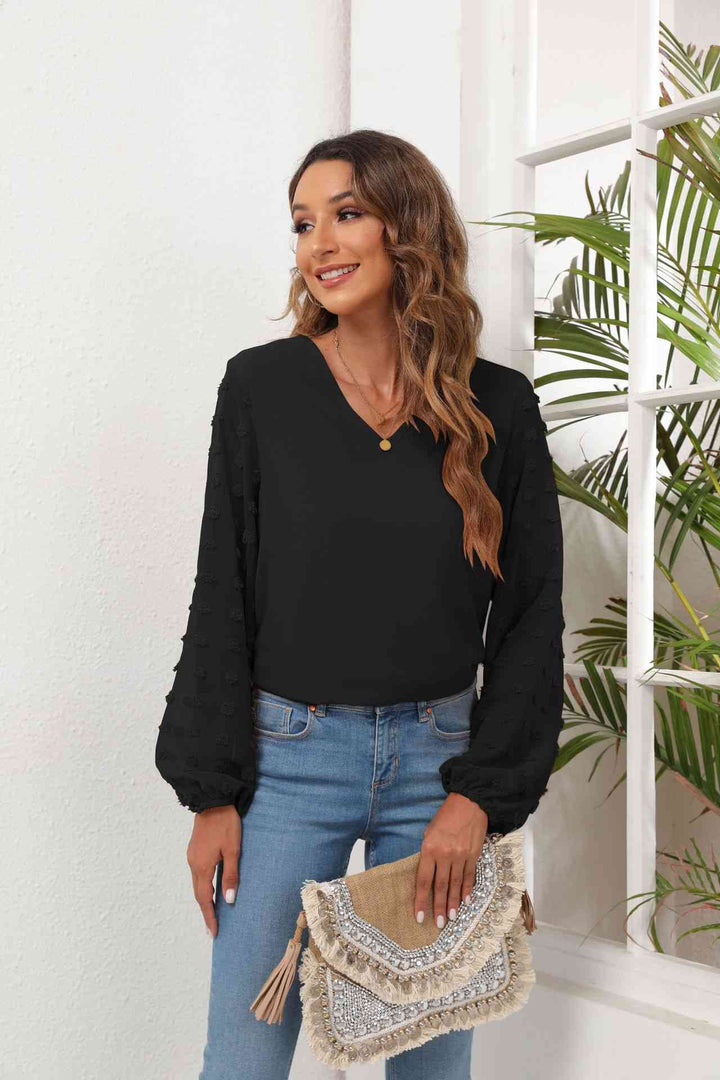 Swiss Dot Balloon Sleeve Blouse | 1mrk.com