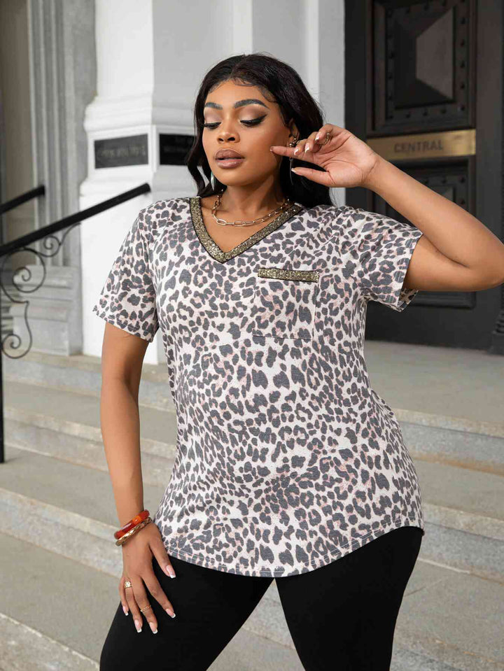 Plus Size Glitter V-Neck Short Sleeve Tee Shirt | 1mrk.com