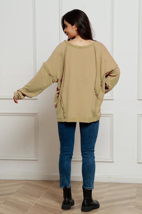 Round Neck Exposed Seam Sweatshirt |1mrk.com