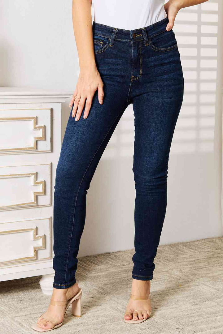 Judy Blue Full Size Skinny Jeans with Pockets | 1mrk.com