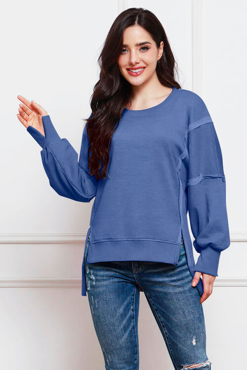 Exposed Seam High-Low Slit Sweatshirt | 1mrk.com