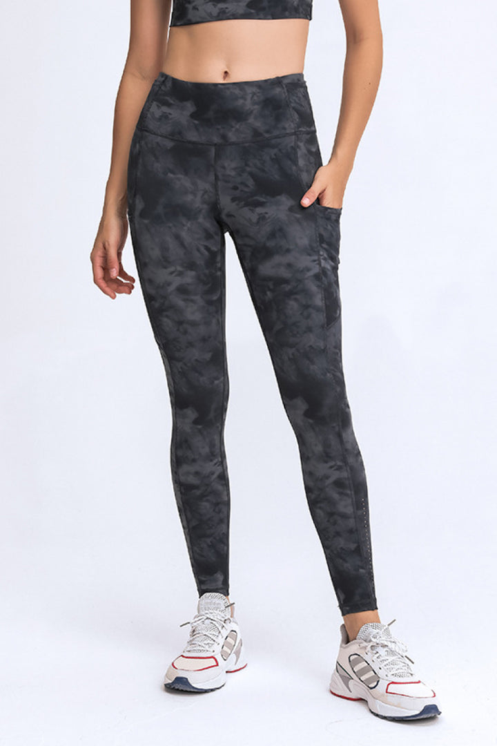 Thigh Pocket Active Leggings |1mrk.com