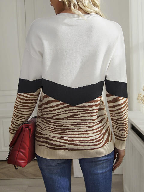 Color Block Round Neck Sweater | 1mrk.com