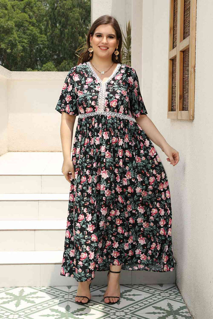 Plus Size Floral V-Neck Maxi Dress |1mrk.com