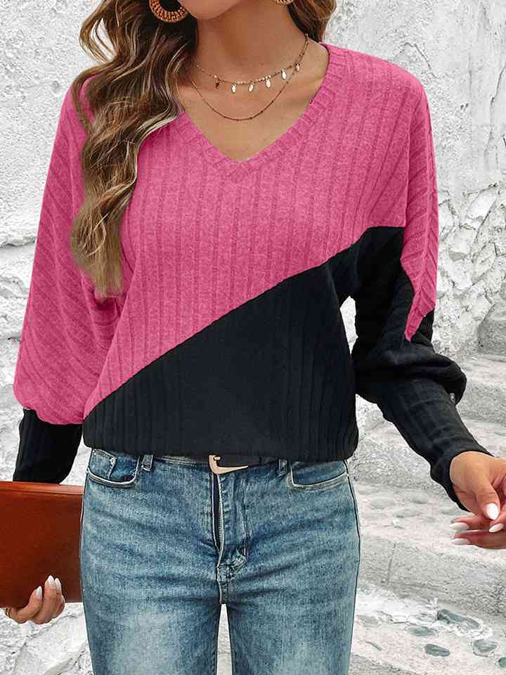 Contrast Buttoned V-Neck Blouse | 1mrk.com