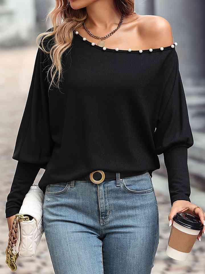 Pearl Trim Lantern Sleeve Top | 1mrk.com