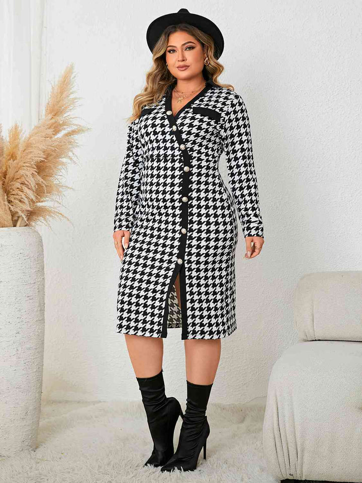 Plus Size Houndstooth Long Sleeve Slit Dress |1mrk.com