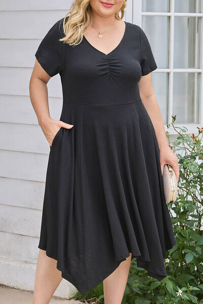 Plus Size Ruched Crisscross V-Neck Short Sleeve Dress |1mrk.com