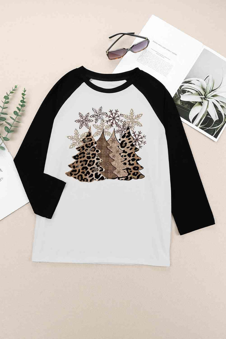 Christmas Tree Graphic Round Neck T-Shirt | 1mrk.com
