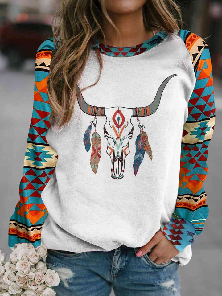 Round Neck Raglan Sleeve Graphic Sweatshirt |1mrk.com