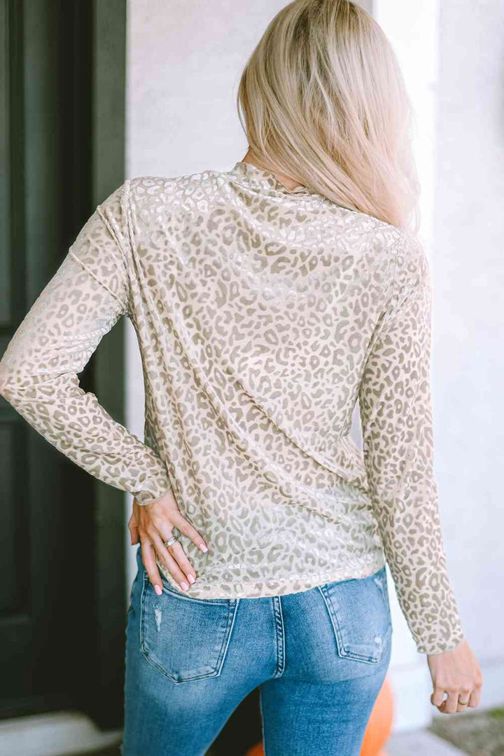 Round Neck Leopard Print Long Sleeve Tee | 1mrk.com