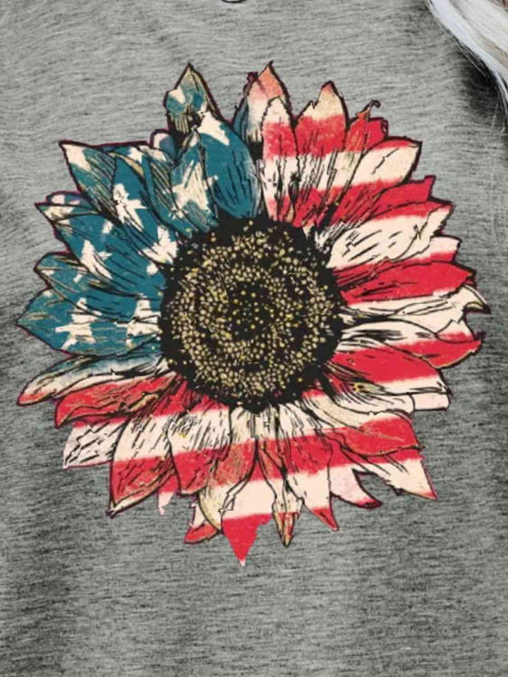 US Flag Flower Graphic Tee | 1mrk.com