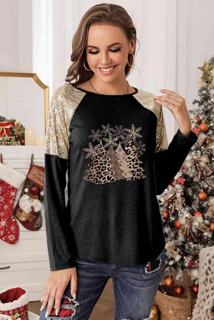 Christmas Tree Graphic Sequin T-Shirt | 1mrk.com
