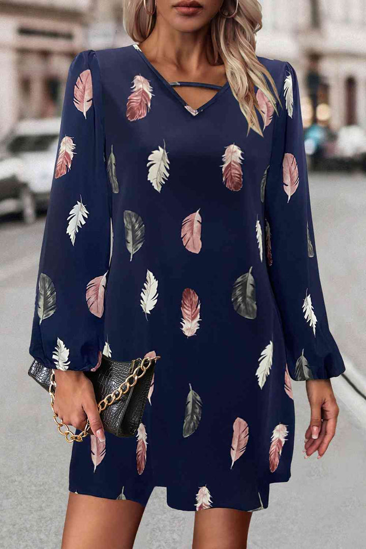 Feather Print V-Neck Dress |1mrk.com