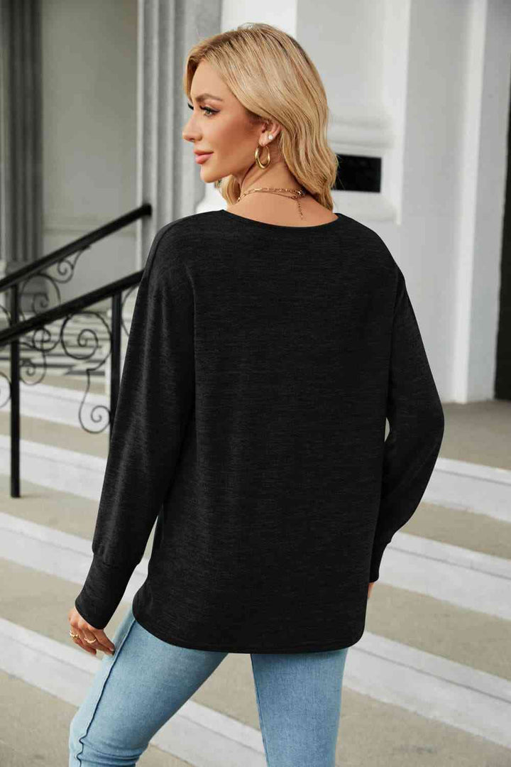 V-Neck Long Sleeve T-Shirt | 1mrk.com