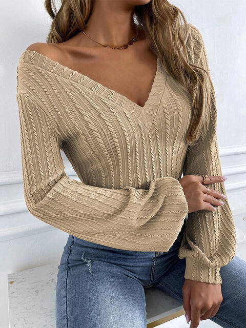 Ribbed V-Neck Lantern Sleeve Top | 1mrk.com