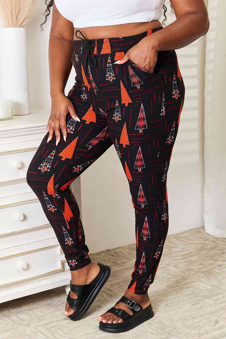 Leggings Depot Full Size Holiday Tree Print Joggers |1mrk.com