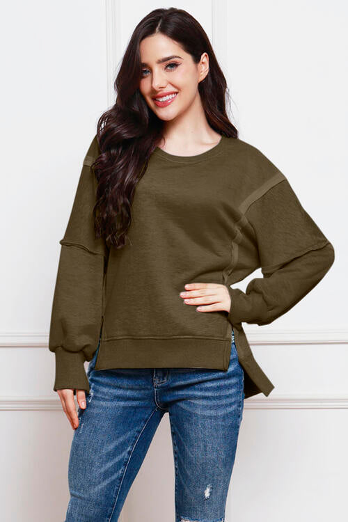 Exposed Seam High-Low Slit Sweatshirt | 1mrk.com